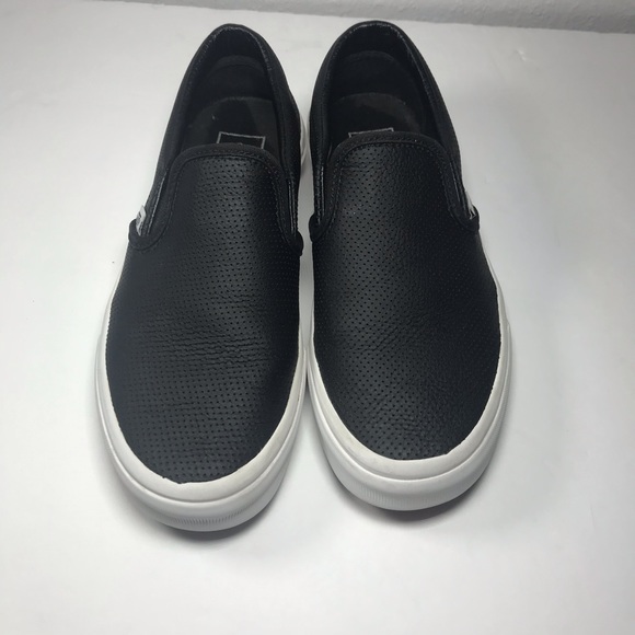 Vans - Picture 10 of 12